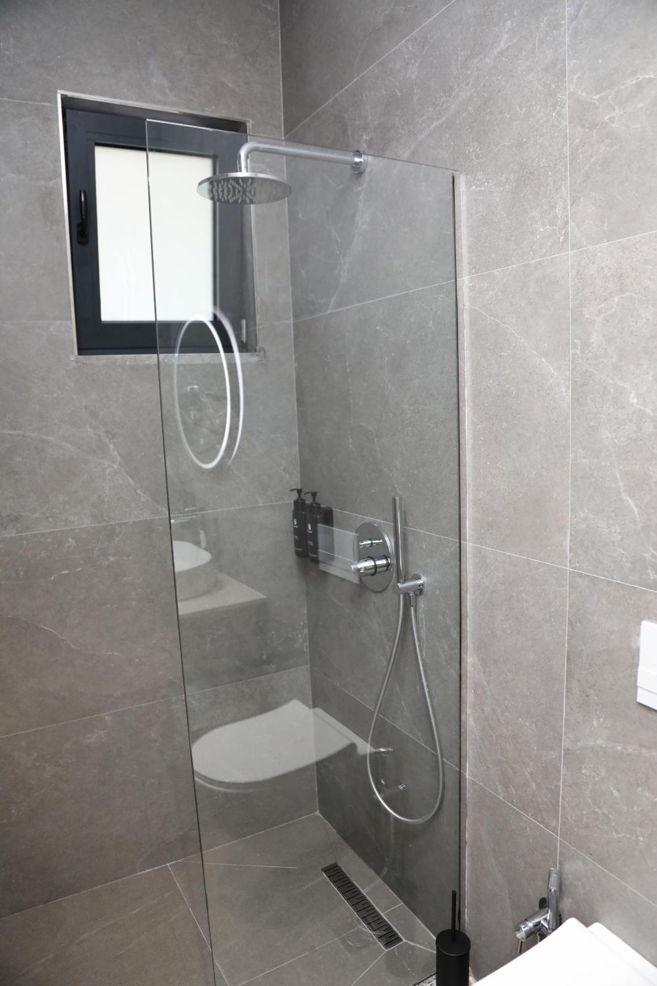 Kruja Luxury Suites Bilik gambar